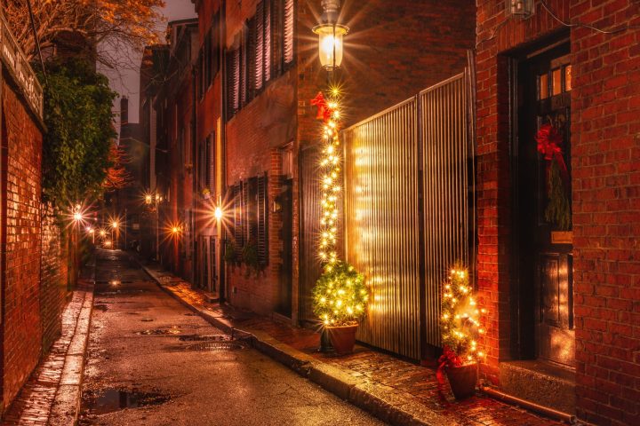 Beacon Hill Holiday Lights Night Tour